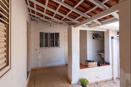 Casa à venda com 192m², 3 quartos e 2 vagas Casa à venda com 192m², 3 quartos e 2 vagasCasa 2- Fachada