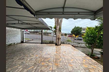 Casa à venda com 120m², 2 quartos e 2 vagas Casa à venda com 120m², 2 quartos e 2 vagasGaragem