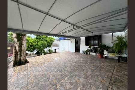 Casa à venda com 120m², 2 quartos e 2 vagas Casa à venda com 120m², 2 quartos e 2 vagasGaragem