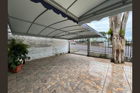 Casa à venda com 120m², 2 quartos e 2 vagas Casa à venda com 120m², 2 quartos e 2 vagasGaragem