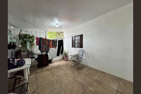 Casa à venda com 120m², 2 quartos e 2 vagas Casa à venda com 120m², 2 quartos e 2 vagasÁrea de Serviço