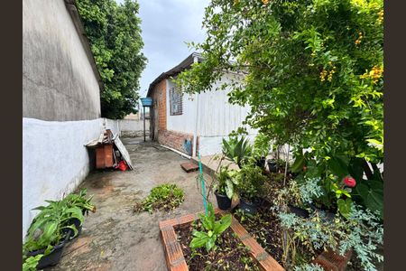 Casa à venda com 120m², 2 quartos e 2 vagas Casa à venda com 120m², 2 quartos e 2 vagasÁrea Externa