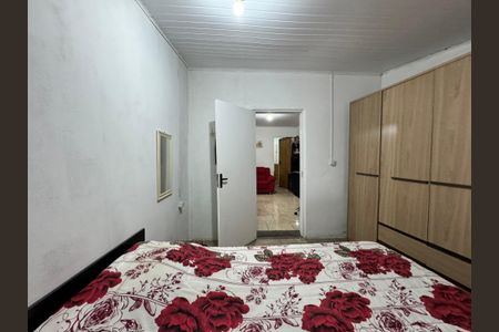 Casa à venda com 120m², 2 quartos e 2 vagas Casa à venda com 120m², 2 quartos e 2 vagasQuarto
