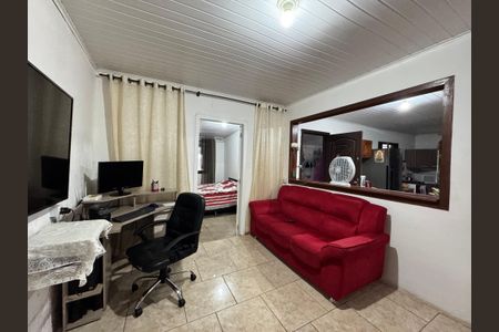 Casa à venda com 120m², 2 quartos e 2 vagas Casa à venda com 120m², 2 quartos e 2 vagasSala