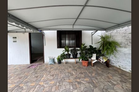 Casa à venda com 120m², 2 quartos e 2 vagas Casa à venda com 120m², 2 quartos e 2 vagasGaragem