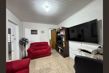 Casa à venda com 120m², 2 quartos e 2 vagas Casa à venda com 120m², 2 quartos e 2 vagasSala