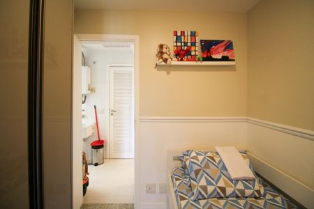 Apartamento à venda com 129m², 3 quartos e 2 vagasQuarto 2