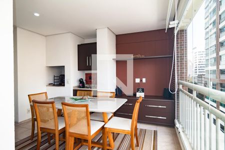 Apartamento para alugar com 123m², 3 quartos e 2 vagas