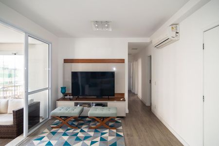 Sala de apartamento à venda com 3 quartos, 123m² em Consolação, São Paulo