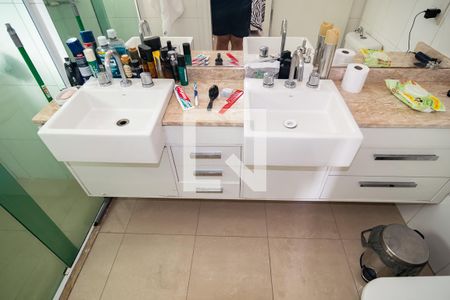 Apartamento para alugar com 123m², 3 quartos e 2 vagas