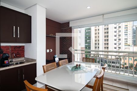 Apartamento para alugar com 3 quartos, 123m² em Consolação, São Paulo