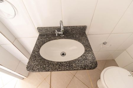 Casa à venda com 130m², 3 quartos e 2 vagas Casa à venda com 130m², 3 quartos e 2 vagasBanheiro de serviço