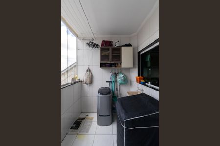 Casa à venda com 80m², 3 quartos e 4 vagas Casa à venda com 80m², 3 quartos e 4 vagasÁrea de Serviço