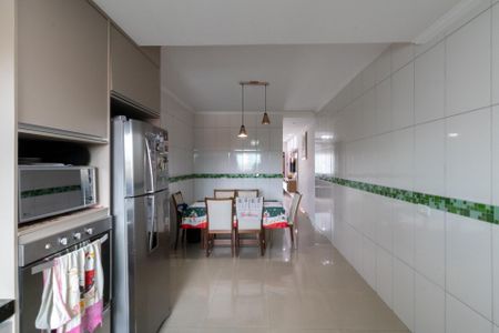 Casa à venda com 80m², 3 quartos e 4 vagas Casa à venda com 80m², 3 quartos e 4 vagasCozinha