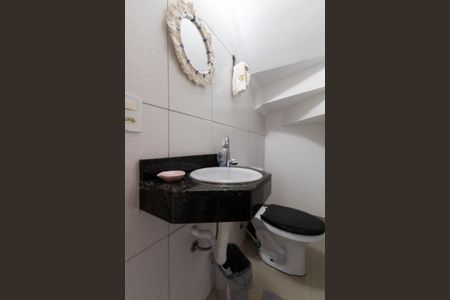 Casa à venda com 80m², 3 quartos e 4 vagas Casa à venda com 80m², 3 quartos e 4 vagasLavabo