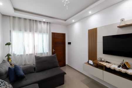 Casa à venda com 80m², 3 quartos e 4 vagas Casa à venda com 80m², 3 quartos e 4 vagasSala