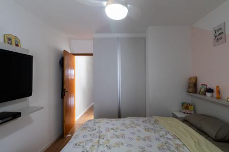 Casa à venda com 80m², 3 quartos e 4 vagas Casa à venda com 80m², 3 quartos e 4 vagasSuíte