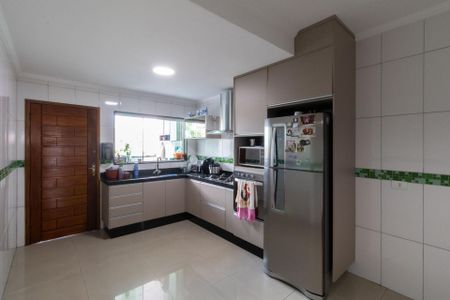 Casa à venda com 80m², 3 quartos e 4 vagas Casa à venda com 80m², 3 quartos e 4 vagasCozinha