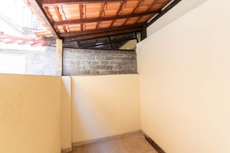 Casa à venda com 55m², 2 quartos e sem vagaVaranda