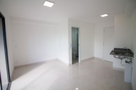 Studio à venda com 27m², 1 quarto e sem vaga Studio à venda com 27m², 1 quarto e sem vagaSala / Quarto - Studio