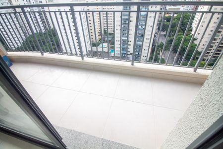 Studio à venda com 27m², 1 quarto e sem vaga Studio à venda com 27m², 1 quarto e sem vagaVaranda