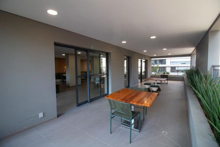 Studio à venda com 27m², 1 quarto e sem vaga Studio à venda com 27m², 1 quarto e sem vagaÁrea comum - Salão de Festas