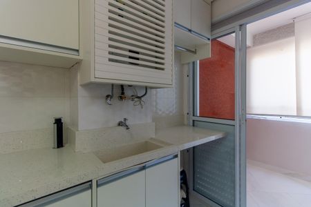 Apartamento à venda com 65m², 2 quartos e 1 vagaÁrea de Serviço
