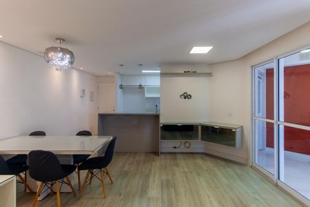 Apartamento à venda com 65m², 2 quartos e 1 vagaSala