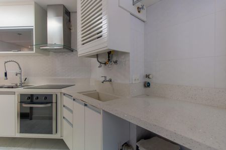 Apartamento à venda com 65m², 2 quartos e 1 vagaÁrea de Serviço
