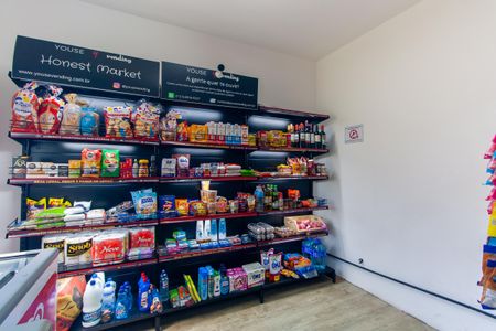 Apartamento à venda com 65m², 2 quartos e 1 vagaMini Mercado