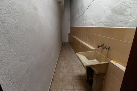 Casa para alugar com 50m², 2 quartos e 1 vagaÁrea de Serviço