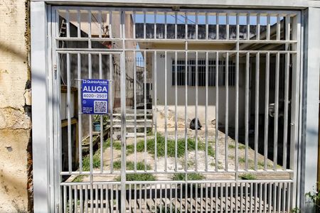 Casa para alugar com 50m², 2 quartos e 1 vagaPorão entrada