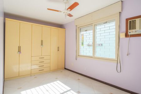 Casa à venda com 150m², 3 quartos e 3 vagas Casa à venda com 150m², 3 quartos e 3 vagasQuarto 2