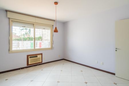 Casa à venda com 150m², 3 quartos e 3 vagas Casa à venda com 150m², 3 quartos e 3 vagasQuarto 3 - Suíte