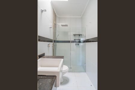 Casa à venda com 150m², 3 quartos e 3 vagas Casa à venda com 150m², 3 quartos e 3 vagasBanheiro da Suíte