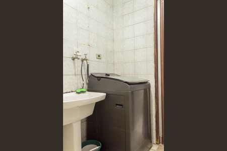 Casa à venda com 90m², 3 quartos e 1 vagaÁrea de Serviço