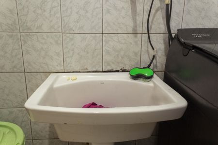 Casa à venda com 90m², 3 quartos e 1 vagaÁrea de Serviço