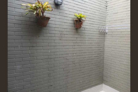 Casa de condomínio à venda com 192m², 4 quartos e 1 vaga