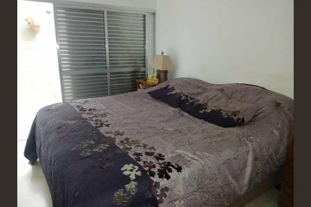 Casa de condomínio à venda com 192m², 4 quartos e 1 vaga