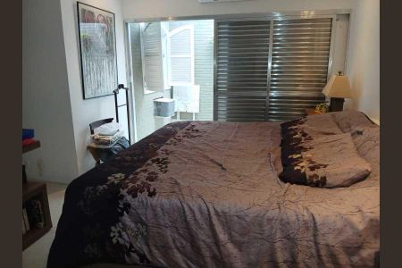 Casa de condomínio à venda com 192m², 4 quartos e 1 vaga