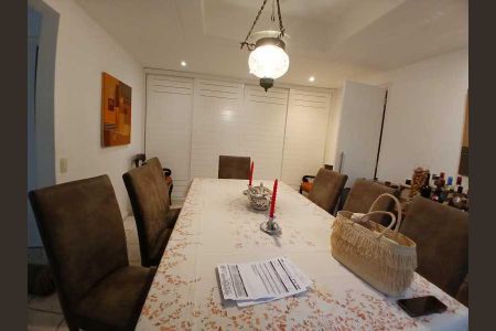 Casa de condomínio à venda com 192m², 4 quartos e 1 vaga