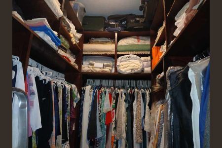 Casa de condomínio à venda com 192m², 4 quartos e 1 vaga