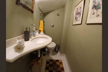 Casa de condomínio à venda com 192m², 4 quartos e 1 vaga