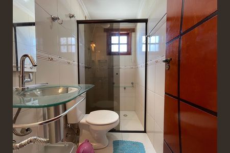 Casa à venda com 150m², 4 quartos e 1 vaga Casa à venda com 150m², 4 quartos e 1 vagaBanheiro da Suíte 1