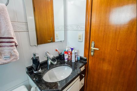 Apartamento à venda com 166m², 3 quartos e 2 vagas Apartamento à venda com 166m², 3 quartos e 2 vagasBanheiro Corredor
