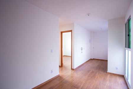 Apartamento para alugar com 42m², 2 quartos e 1 vaga Apartamento para alugar com 42m², 2 quartos e 1 vagaSala