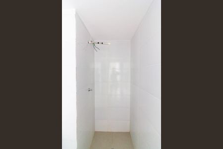 Apartamento à venda com 34m², 2 quartos e sem vagaBanheiro