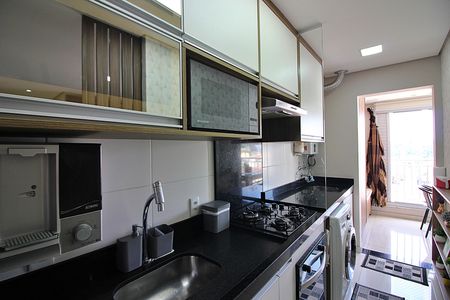 Apartamento à venda com 75m², 3 quartos e 2 vagasCozinha e Área de Serviço