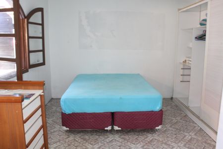 Casa para alugar com 200m², 1 quarto e sem vagaQuarto