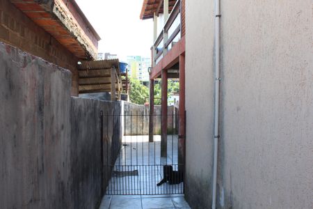 Casa para alugar com 200m², 1 quarto e sem vagaCorredor